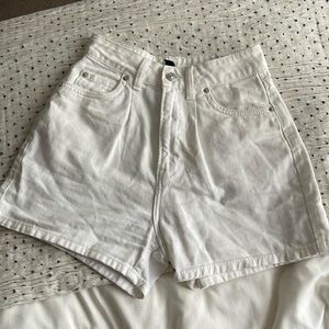 White dad style shorts